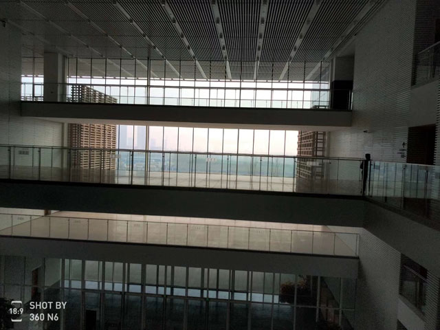 济宁市群众艺术馆观光电梯开荒保洁
